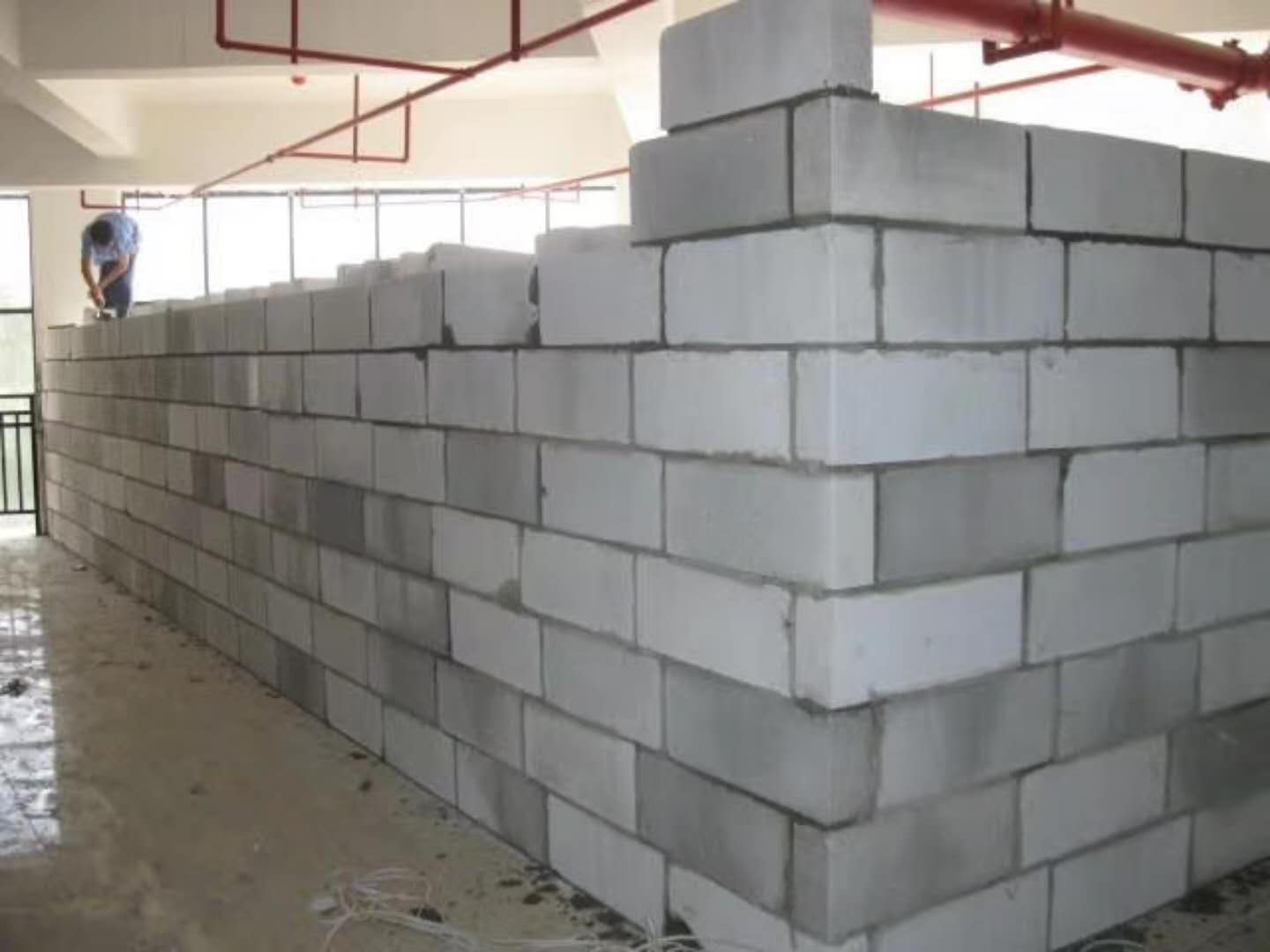 长沙蒸压加气混凝土砌块承重墙静力和抗震性能的研究